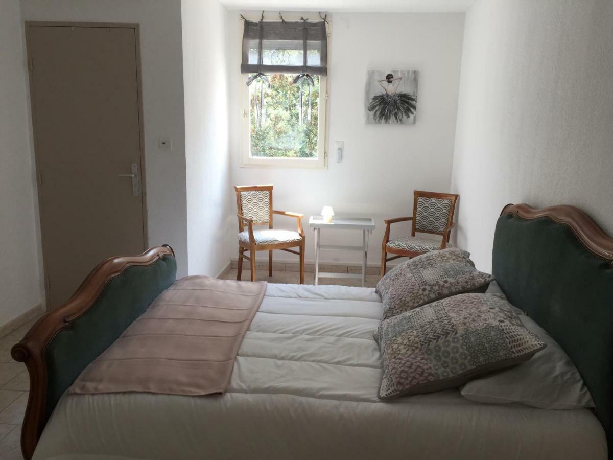 Villa « Chanterie » Villecroze Bagian luar foto