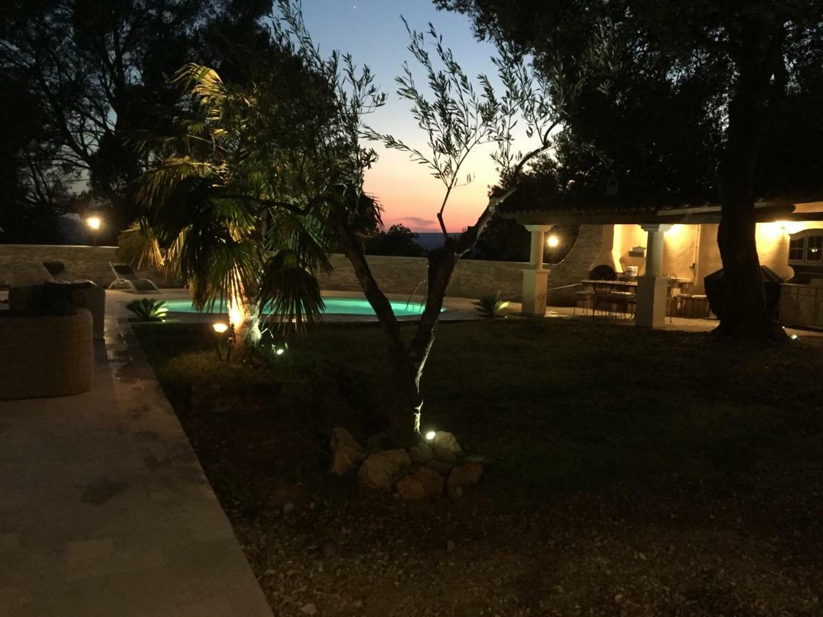 Villa « Chanterie » Villecroze Bagian luar foto