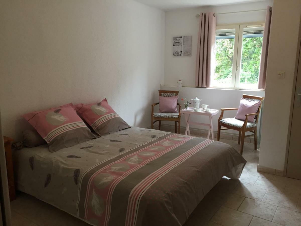 Villa « Chanterie » Villecroze Bagian luar foto